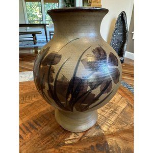 Vintage 1972 Pacific Stoneware USA Ceramic Hand Thrown Vase 9.5 Inches